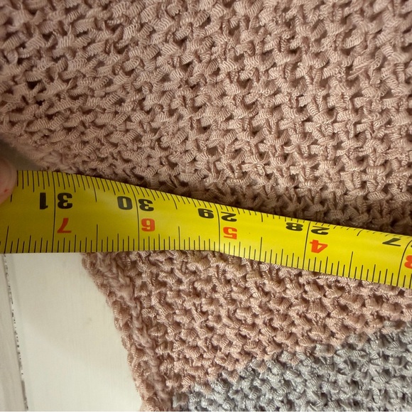 Women’s Easel Colorblock Sweater - Blush, Gray, Ivory, Size 1XL - Picture 7 of 8